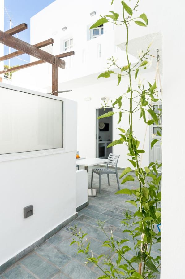 Pelican Paros Ngoại thất bức ảnh
